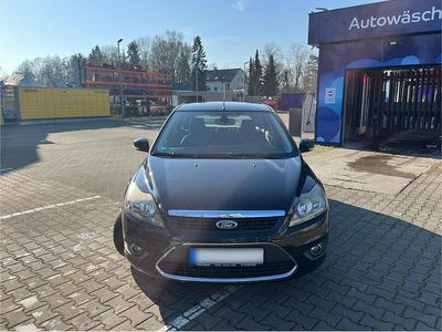 Gebraucht Ford Focus 125 PS (91 kW) 2008 Schwarz Limousine
