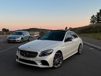 Gebraucht Mercedes C300 Night 258 PS (189 kW) 2020 Weiß Limousine