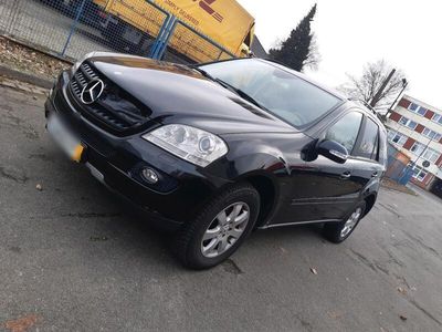 Mercedes ML320