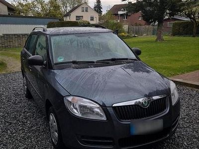 Gebraucht Skoda Fabia 69 PS (50 kW) 2010 Grau Kombi