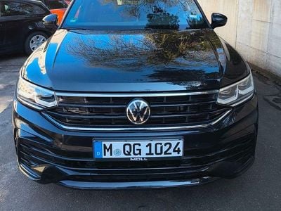 Gebraucht VW Tiguan R-line 190 PS (139 kW) 2023 Schwarz SUV