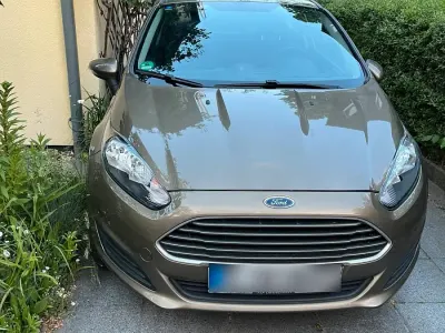 Gebraucht Ford Fiesta 2014 Braun Kleinwagen