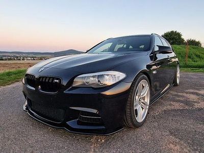 Second-hand BMW M550 Shadowline 381 CP (280 kW) 2013 Negru Berlinǎ