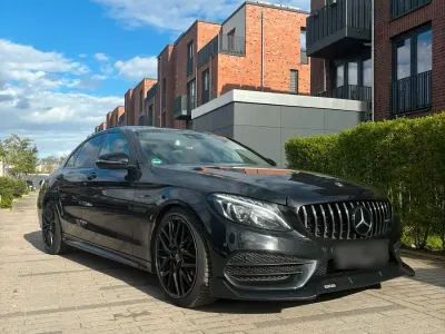 Gebraucht Mercedes C43 AMG 333 PS (244 kW) 2017 Schwarz Limousine