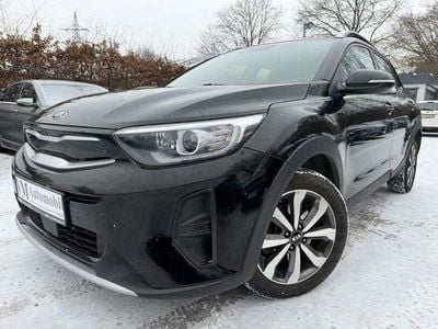 Schwarz Gebraucht 2022 Kia Stonic Vision SUV | 16.890 € (Fairer Preis)