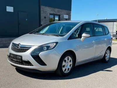 Gebraucht Opel Zafira 120 PS (88 kW) 2015 Silber Van / Kleinbus