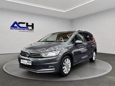 Grau Gebraucht 2019 VW Touran Highline Van / Kleinbus | 17.450 € (Fairer Preis)