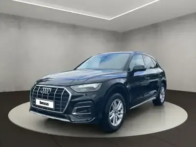 Używany Audi Q5 Ambiente 265 KM (194 kW) 2023 Czarny SUV