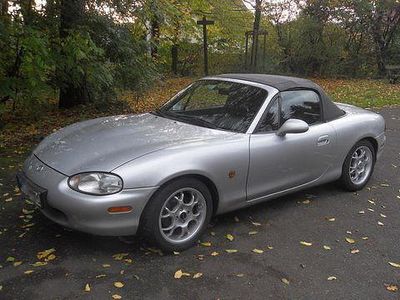 Usata Mazda MX5 190 CV (139 kW) 1999 Argento Cabrio