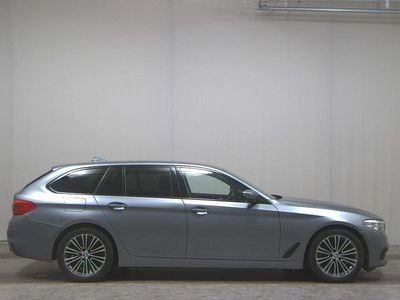 Gebraucht BMW 520 Sport Line 190 PS (139 kW) 2020 Blau Kombi