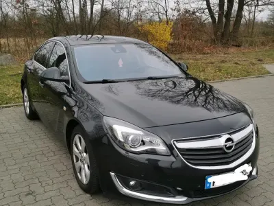 Gebraucht Opel Insignia 170 PS (125 kW) 2016 Schwarz Limousine