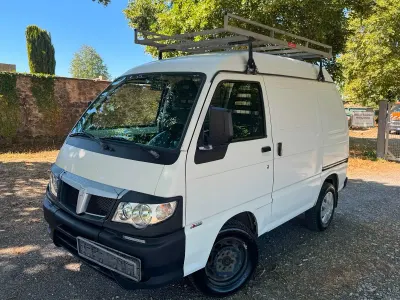 Gebraucht Piaggio Porter 83 PS (61 kW) 2018 Weiß Van / Kleinbus