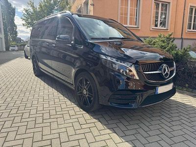 Gebraucht Mercedes V300 Exclusive 237 PS (174 kW) 2023 Obsidianschwarz Van / Kleinbus