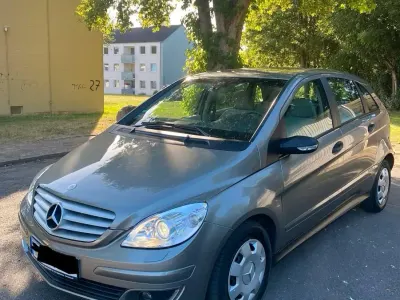 Gebraucht Mercedes B170 116 PS (85 kW) 2006 Grau Van / Kleinbus
