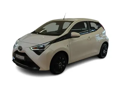 Używany Toyota Aygo X-play 72 KM (52 kW) 2021 Biały Hatchback