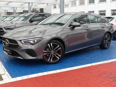 Gebraucht Mercedes CLA180 Shooting Brake Progressive 136 PS (100 kW) 2025 Metalliclack mountaingrau Kombi