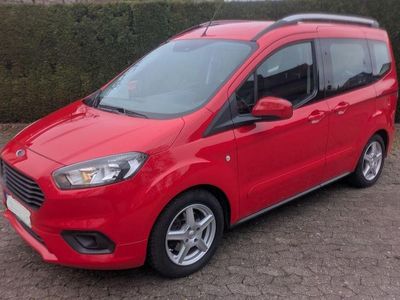 Gebraucht 2019 Ford Tourneo Courier Ambiente Van / Kleinbus | 12.400 € (Etwas zu teuer)