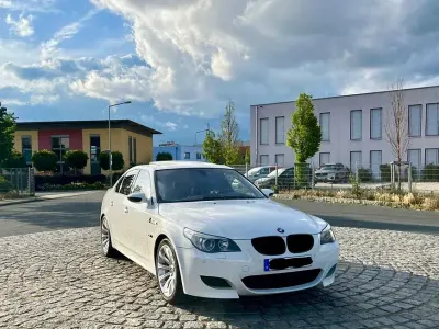 Gebraucht BMW M5 Sport Line 507 PS (372 kW) 2006 Weiß Limousine