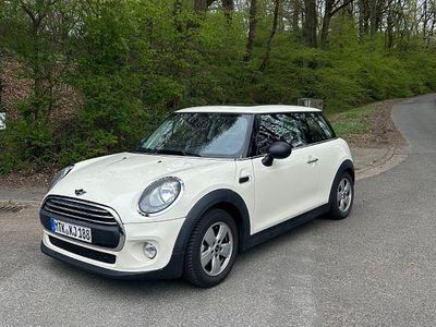 Gebraucht Mini ONE 102 PS (75 kW) 2015 Weiß Kleinwagen