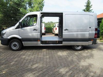 Gebraucht Mercedes Sprinter 143 PS (105 kW) 2017 Silber Van