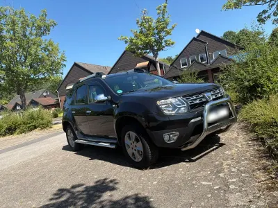 Gebraucht Dacia Duster Prestige 125 PS (91 kW) 2015 Schwarz SUV