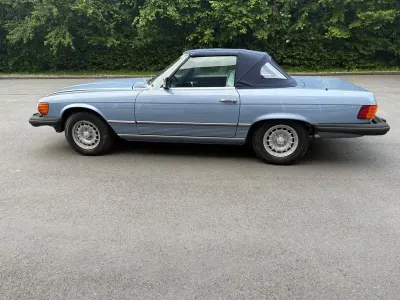 Gebraucht Mercedes SL380 204 PS (150 kW) 1985 Blau Cabrio