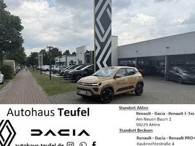 Beige (safaribeige (beige)) Gebraucht 2024 Dacia Spring Extreme Kleinwagen | 14.990 € (Guter Preis)