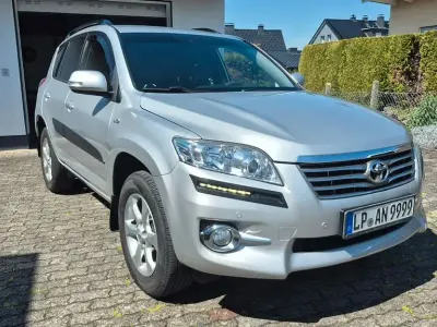 Gebraucht Toyota RAV4 Life 150 PS (110 kW) 2011 Schwarz SUV