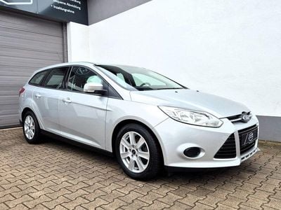 Silber Gebraucht 2014 Ford Focus Trend Kombi | 5.990 € (Fairer Preis)