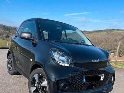 Gebraucht Smart ForTwo Coupé Passion 22 kW (30 PS) 2020 Schwarz Kleinwagen