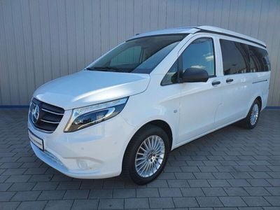 Mercedes V220
