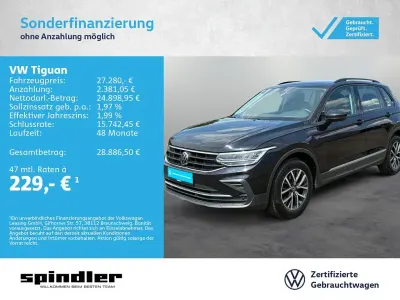 Gebraucht VW Tiguan Life 150 PS (110 kW) 2023 Deep black perleffekt SUV
