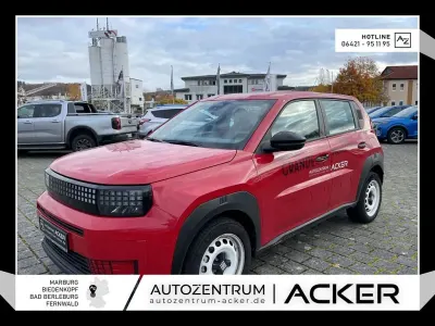 Gebraucht Fiat Grande Panda Red 83 kW (113 PS) 2025 Rot Kleinwagen