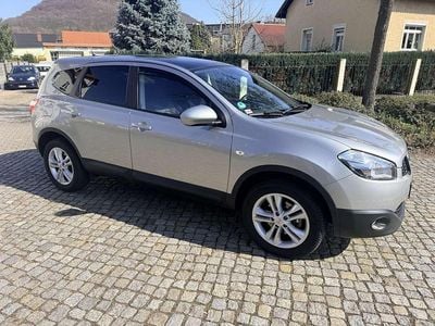 Gebraucht Nissan Qashqai +2 Acenta 141 PS (103 kW) 2011 Silver (m) SUV