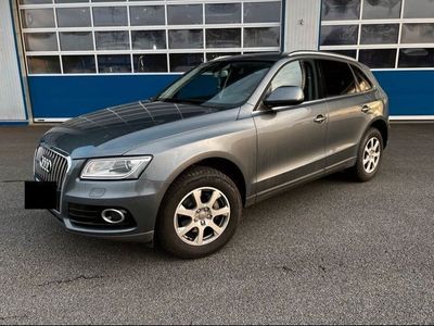 gebraucht Audi Q5 2.0 TDI / Diesel / Grau