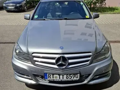 Gebraucht Mercedes C220 Avantgarde Edition 170 PS (125 kW) 2013 Grau Kombi