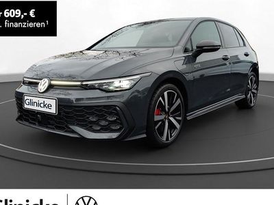 Grau Neu 2026 VW Golf GTE Limousine | 51.990 € (Teuer)