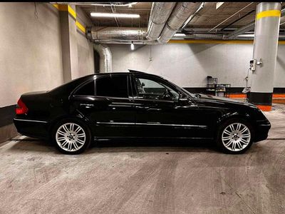 Gebraucht Mercedes E320 224 PS (164 kW) 2006 Schwarz Limousine