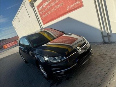 Gebraucht VW Golf VII IQ Drive 116 PS (85 kW) 2019 Grau Limousine