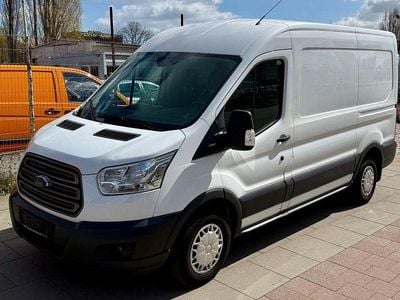 Gebraucht Ford Transit Trend 125 PS (91 kW) 2016 Frostweiß Van / Kleinbus