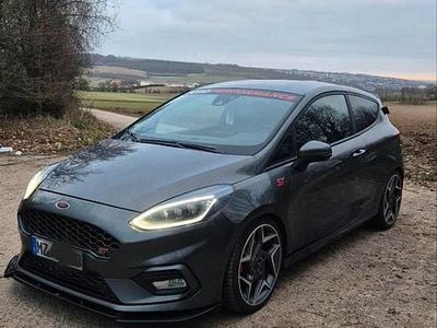 Gebraucht Ford Fiesta ST 200 PS (147 kW) 2018 Grau Kleinwagen