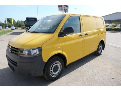 Gebraucht VW T5 84 PS (61 kW) 2011 Ginstergelb r1032 Van