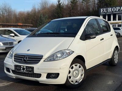 Weiß Gebraucht 2005 Mercedes A150 Classic Limousine | 3.290 € (Etwas zu teuer)