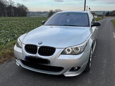 Usata BMW 520 Shadowline 170 CV (125 kW) 2008 Argento Berlina