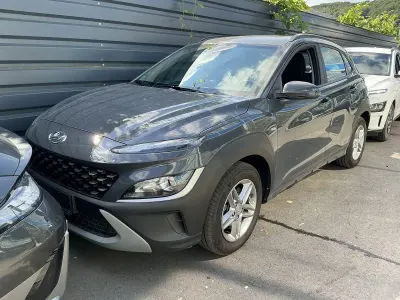 Gebraucht Hyundai Kona Select 120 PS (88 kW) 2023 Grau SUV
