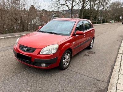 Gebraucht Kia Rio 90 PS (66 kW) 2008 Rot Kleinwagen