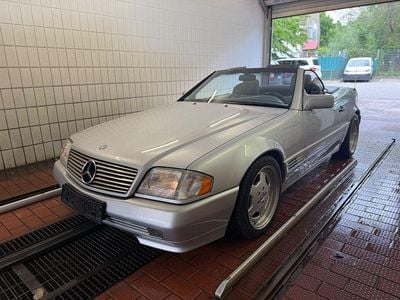 Second-hand Mercedes SL320 231 CP (169 kW) 1994 Argintiu Cabrio