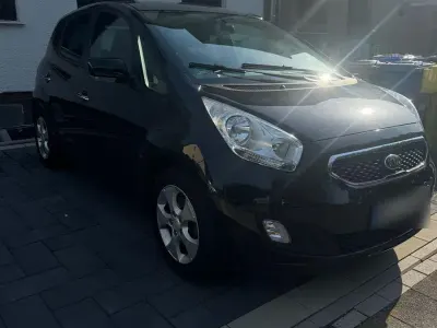 Gebraucht Kia Venga Edition 7 90 PS (66 kW) 2012 Schwarz Kleinwagen
