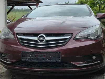Gebraucht Opel Cascada Edition 140 PS (102 kW) 2013 Rot Cabrio