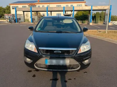 Gebraucht Ford Focus 101 PS (74 kW) 2011 Schwarz Coupé